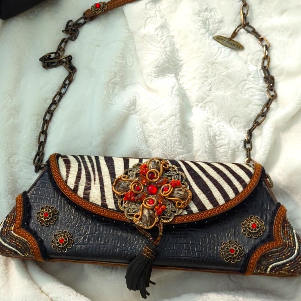Vintage Mary Frances beaded clutch/shoulder bag